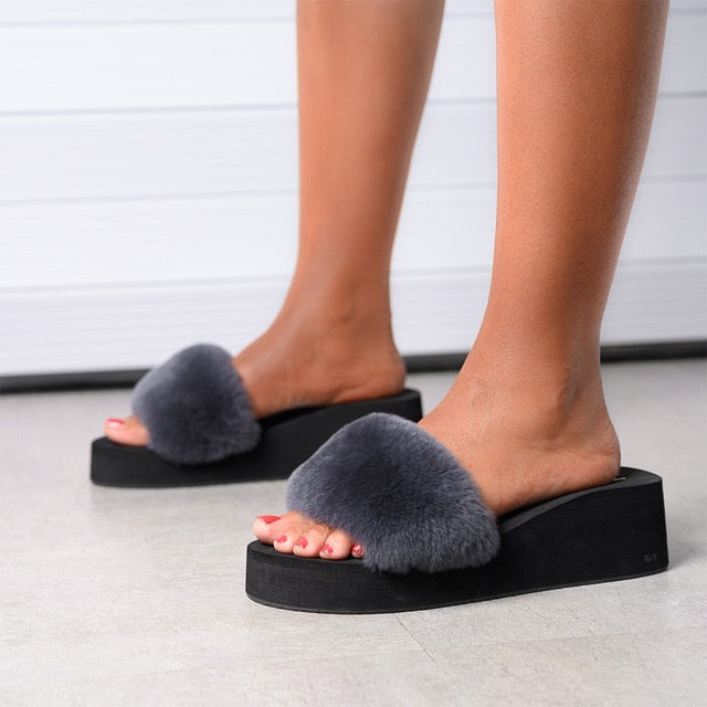 Casual Fluffy Slip On