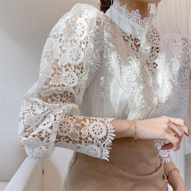 Floral lace turtleneck Blouse